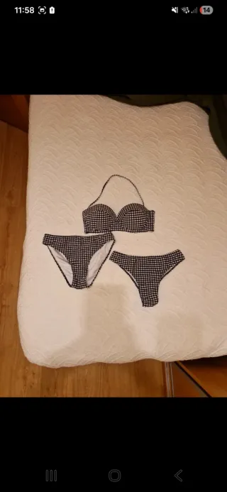 Bikini cuadros blanco y negro