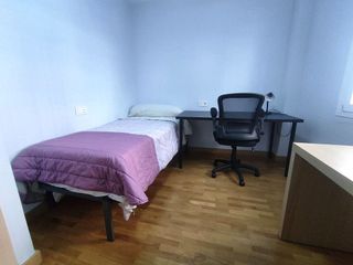 Piso en alquiler en Parque Mediterráneo - Santa Paula en Málaga