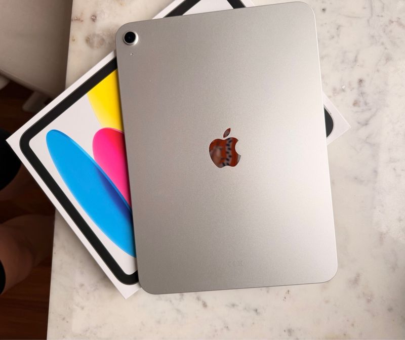 Apple iPad A16 (A3354) 11 128GB Plata