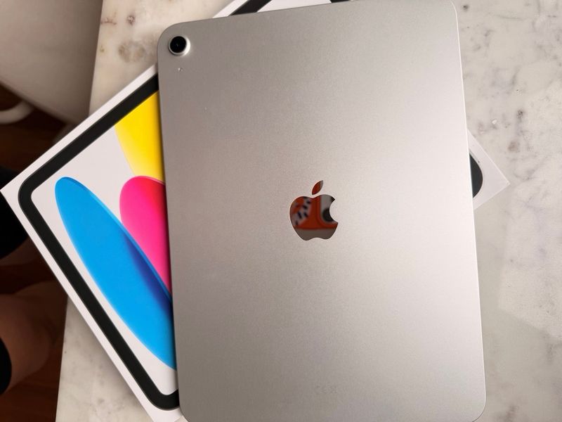 Apple iPad A16 (A3354) 11 128GB Plata afbeelding 2