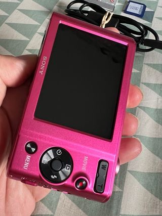 Cámara Sony Cyber-shot DSC-W810 Rosa