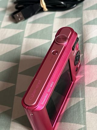 Cámara Sony Cyber-shot DSC-W810 Rosa