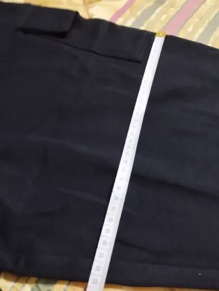 Pantaloni neri morbidi con tasconi