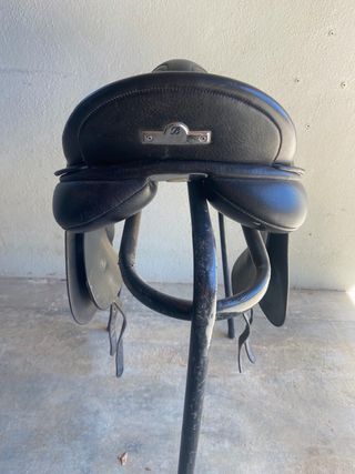 Montura Doma Bates Negra