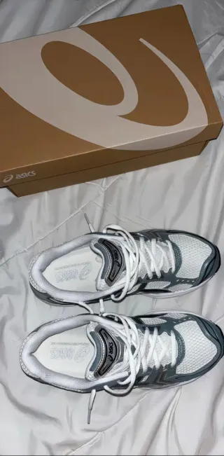 Asics Gel-Kayano 14 Plata/Blanco