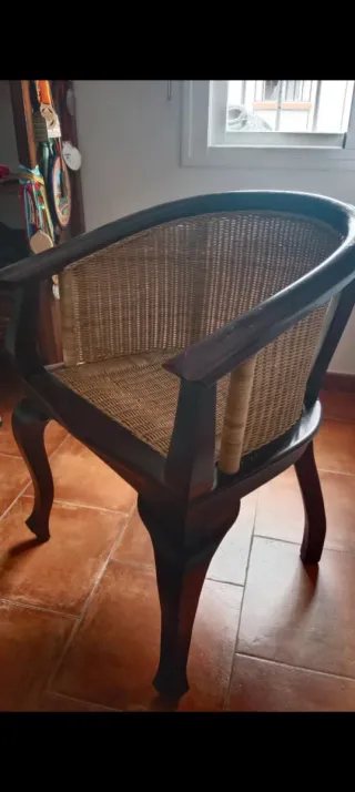 Poltrona in legno e vimini