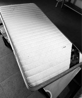 Cabezal, colchón y somier 90x180