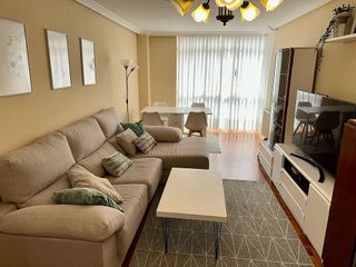 Piso en alquiler en El Llano en Gijón