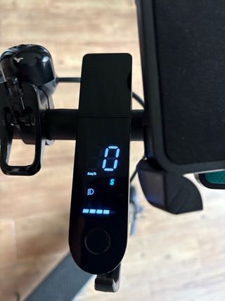 Patinete Eléctrico Xiaomi Pro Mercedes AMG.