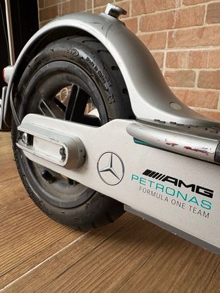 Patinete Eléctrico Xiaomi Pro Mercedes AMG.