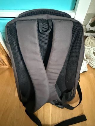 Mochila Vogart Negra para Portátil