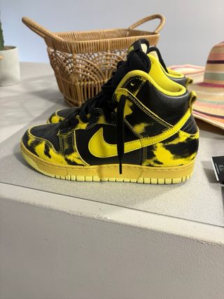 Nike Dunk Talla 40 Negro Amarillo
