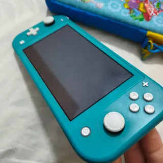 Nintendo Switch Lite + Juegos por separado