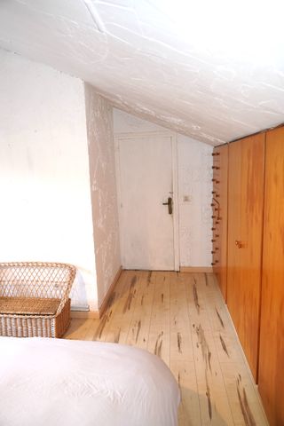 ALQUILER HABITACIÓN CON TERRAZA (BLANES)