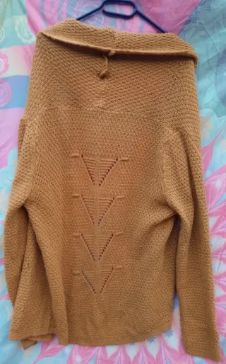 JERSEYS:ABIERTO 3XL-4XL/TONOS DORADOS 2XL::1X1,5€