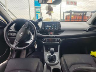 Hyundai i30 fastback 2019 1.0TGDI 120 cv