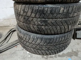 Neumáticos de coche (4 unidades)