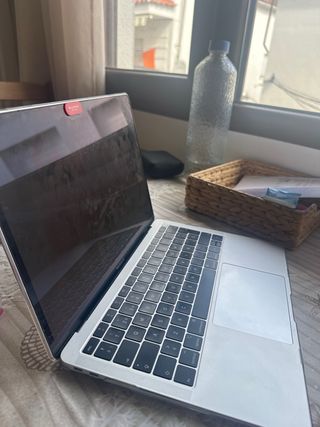 MacBook Air 2018 13” 128GB Batería 170 ciclos