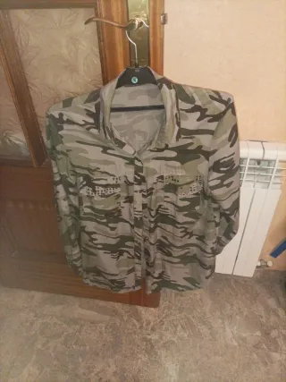 Falda /vestido asimétrico negro con camisa a juego