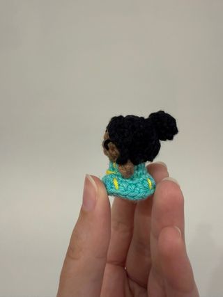 Mini Amigurumi Kate Sharma - Bridgerton