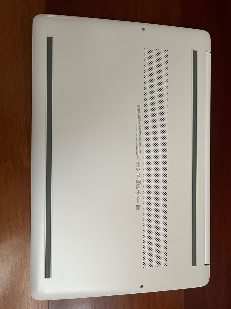 Portátil HP Laptop 15s-fq5xxx Blanco afbeelding 4