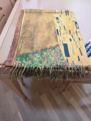 Fular y guantes Klimt sin estrenar