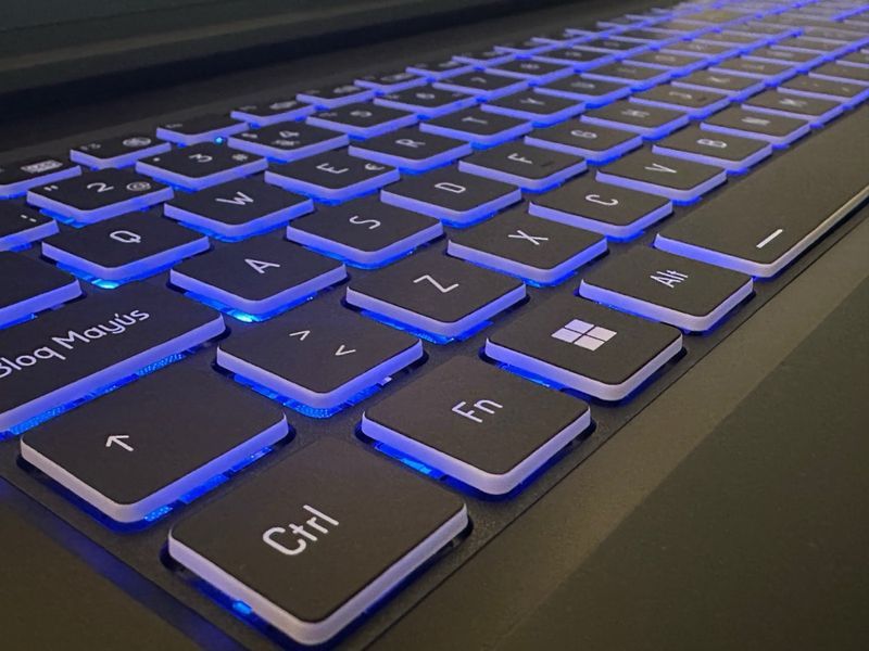 PORTATIL GAMING GIGABYTE G6 CORE i7 16GB 512G 4060