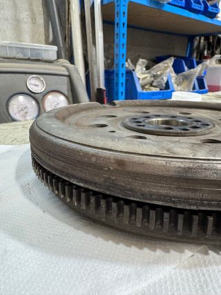 Volante motor bimasa