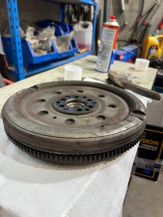 Volante motor bimasa