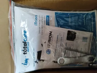 Silla Eléctrica Negra y Azul Itrion