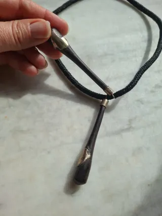 Collana africana con pendenti in legno