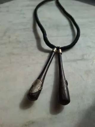 Collana africana con pendenti in legno