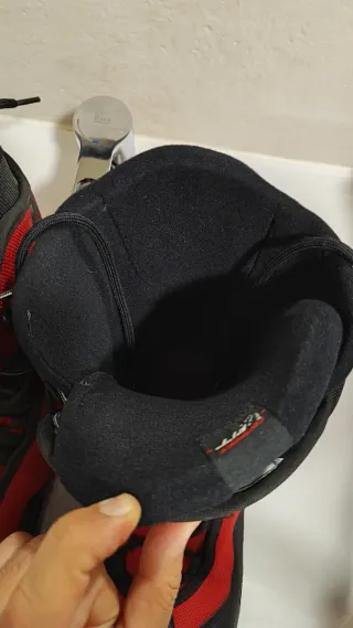 Botas Snowboard Rojas y Negras Talla 45