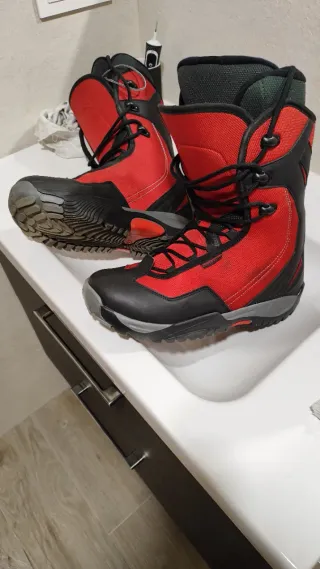 Botas Snowboard Rojas y Negras Talla 45