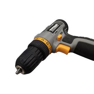 TALADRO/ATORNILLADOR DE BATERIA TITAN TTG869DDH+BATERIA, CARGADOR Y MALETIN