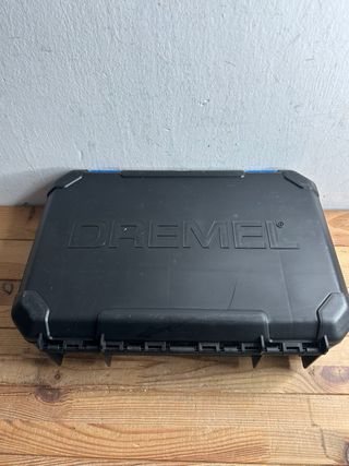 Dremel 3000 Multiherramienta 130W + Accesorios