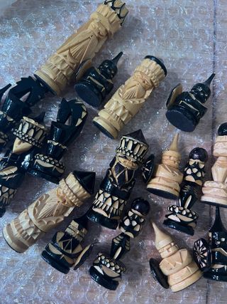 Figuras Ajedrez Talladas a Mano