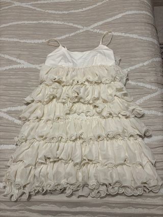 Vestido de niña boutique con volantes