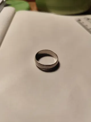 Lote Plata: Anillo, Llavero, Cruz, sellos.