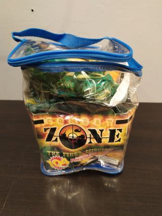 Muñecos PVC Combat Zone Soldaditos 104