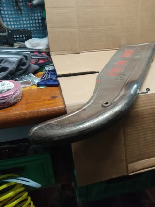 Cubrecadenas Montesa Brio