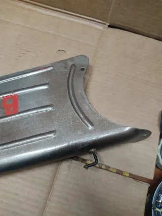 Cubrecadenas Montesa Brio