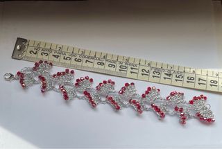 Bracciale con cristalli rossi e argento