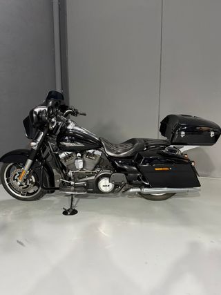 Harley-Davidson Street Glide
