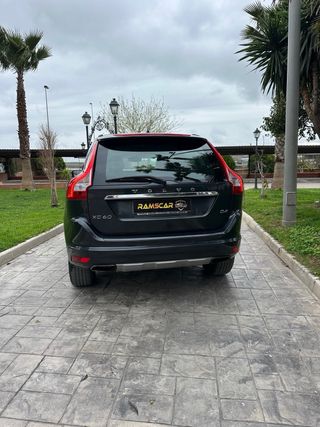 Volvo XC60 D4 190cv