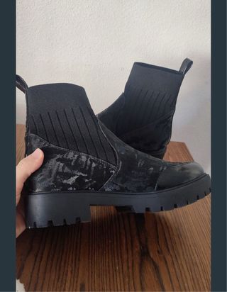 Botines Desigual Negros