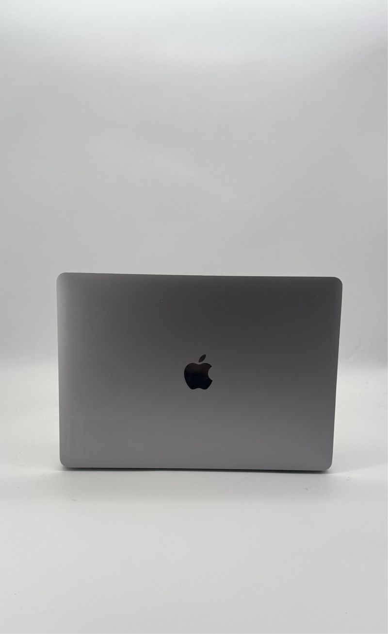 MacBook Pro 13” mid 2019 afbeelding 4