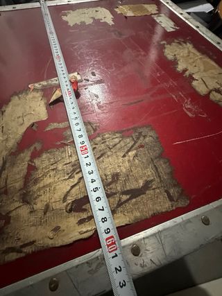 Baúl Vintage Rojo y Plateado