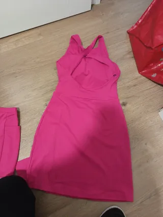 Vestido deportivo rosa talla S