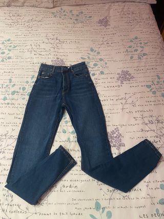 Vaqueros azul oscuro mujer